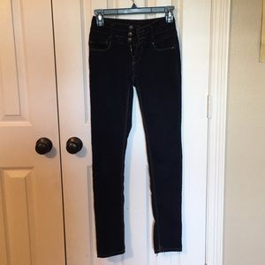 🌑Dark Wash Low Rise Jeggings Size 0🌑